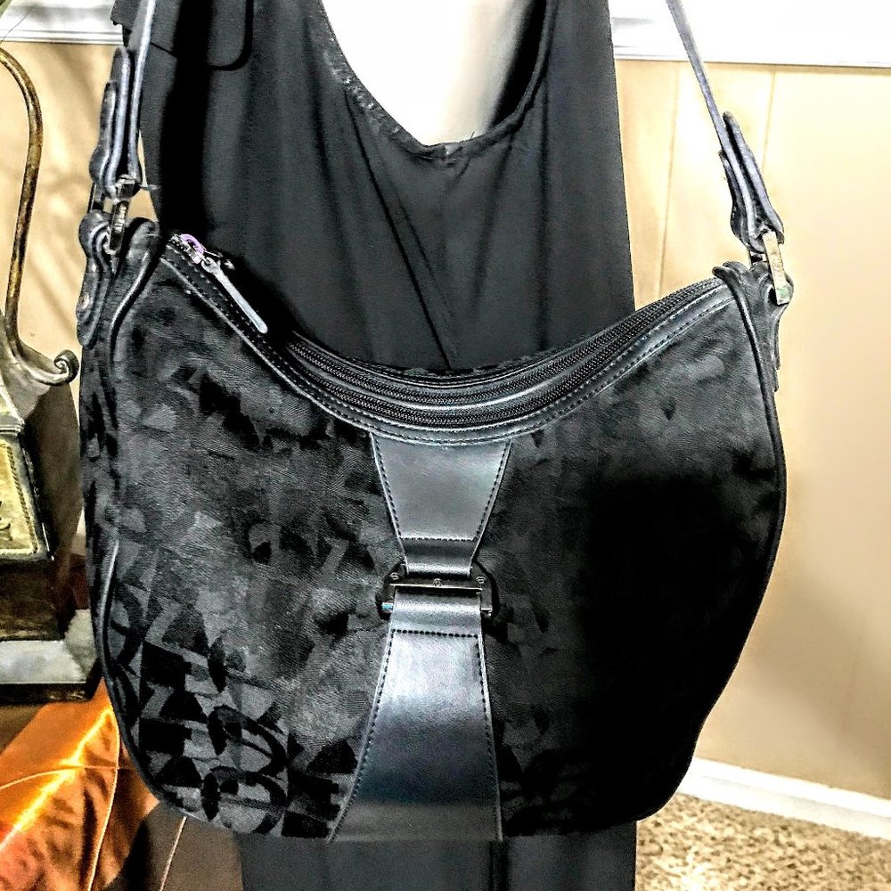 $5🔥BUNDLE SALE Etienne Aigner Signature Tote